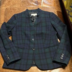 Talbots wool blend plaid blazer blue green and black black watch plaid
Size 4